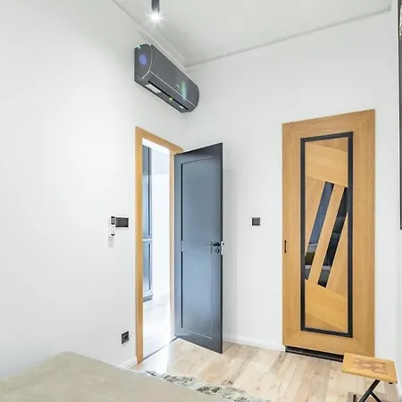 - Unique - High-end - Brand New Daire